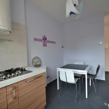 Daire Chicco Small Business By Cinelli *