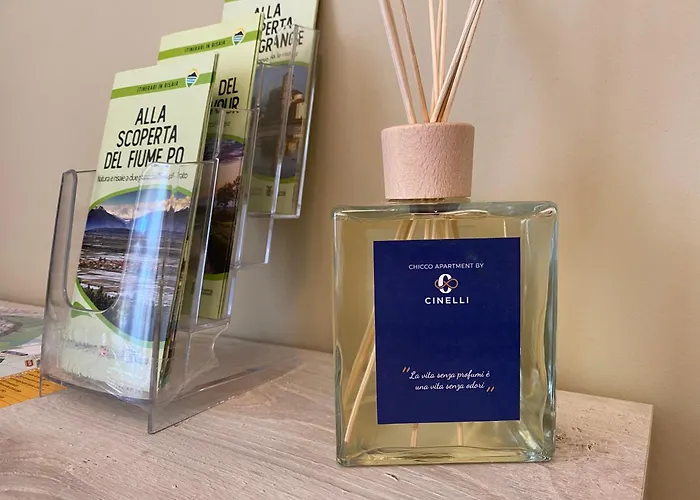 Vicino A Centro E Stazione - Small Business By Cinelli * Vercelli